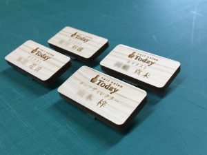 ネイルサロンのレーザー彫刻名札