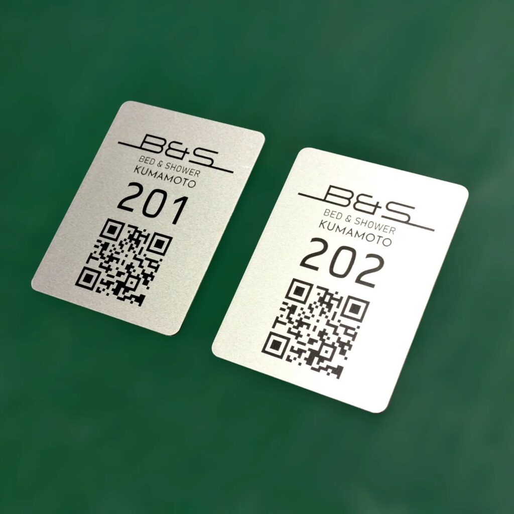 B＆S様の宿泊施設の部屋番号プレート